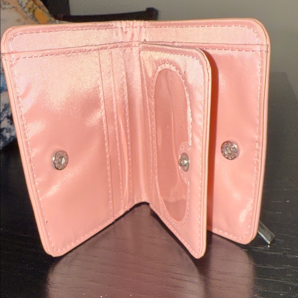 Pink Wallet - Picture 2 of 6